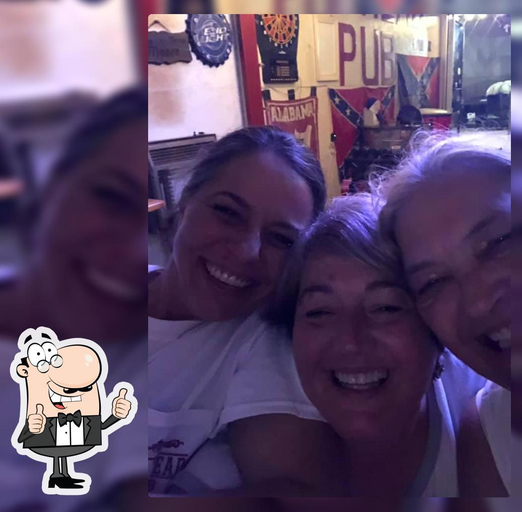 Pinhead Pub