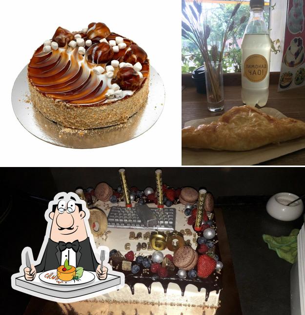 Снимок, на котором видны еда и напитки в ЧАО! Express