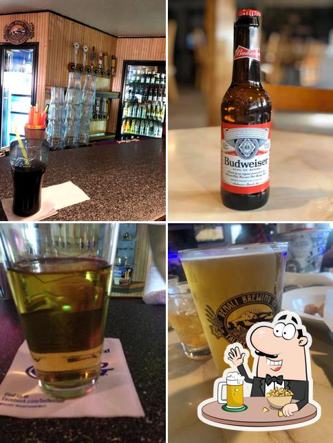 Tailgaters Sports Bar & Grill