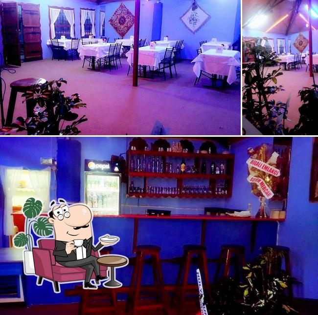 Blue Türkü Bar Cafe