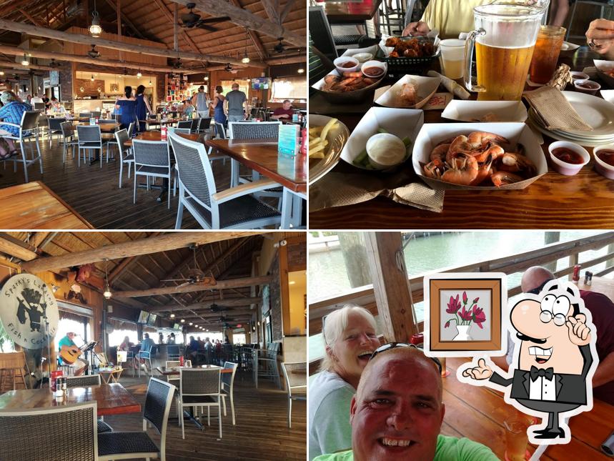 Sparky's Landing - Fish n Cocktails