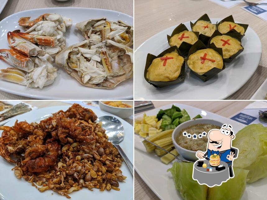 Laem Cha-Reon Seafood