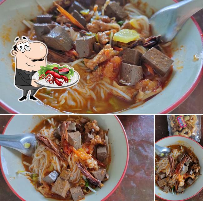 น้ำเงี้ยวป้าดวน