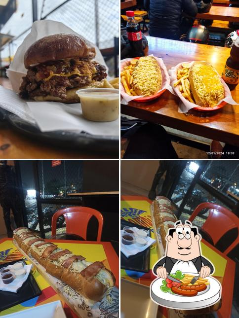 LA CHINGONA HOT DOGS Y BURGERS TERREROS