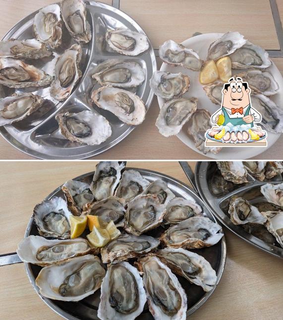 英治丸 かき直売所