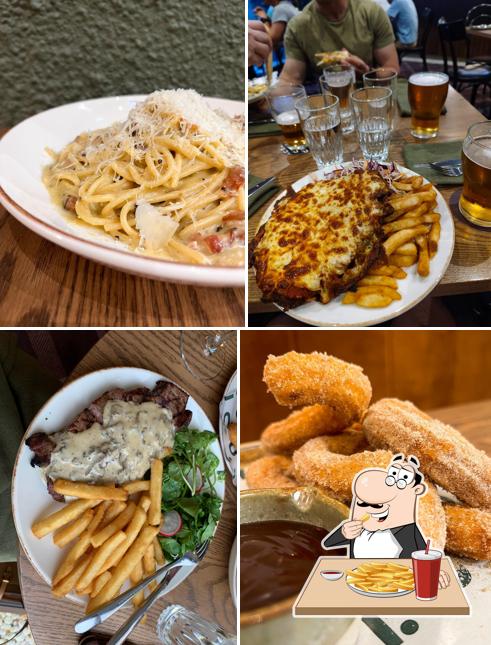 noky bar + restaurant