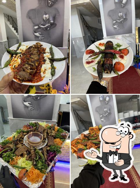 Übeytoğlu Kebap Dünyası