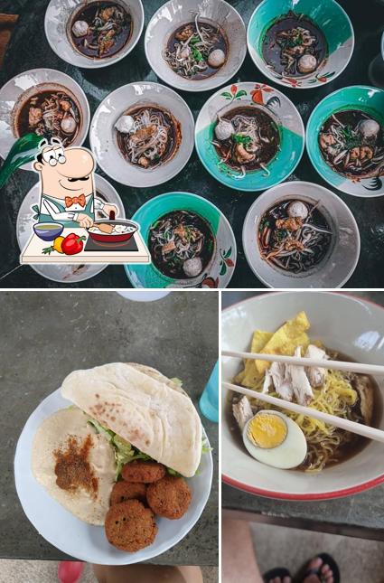 เตี๋ยวเรือตกหมู5บาท เชียงใหม่