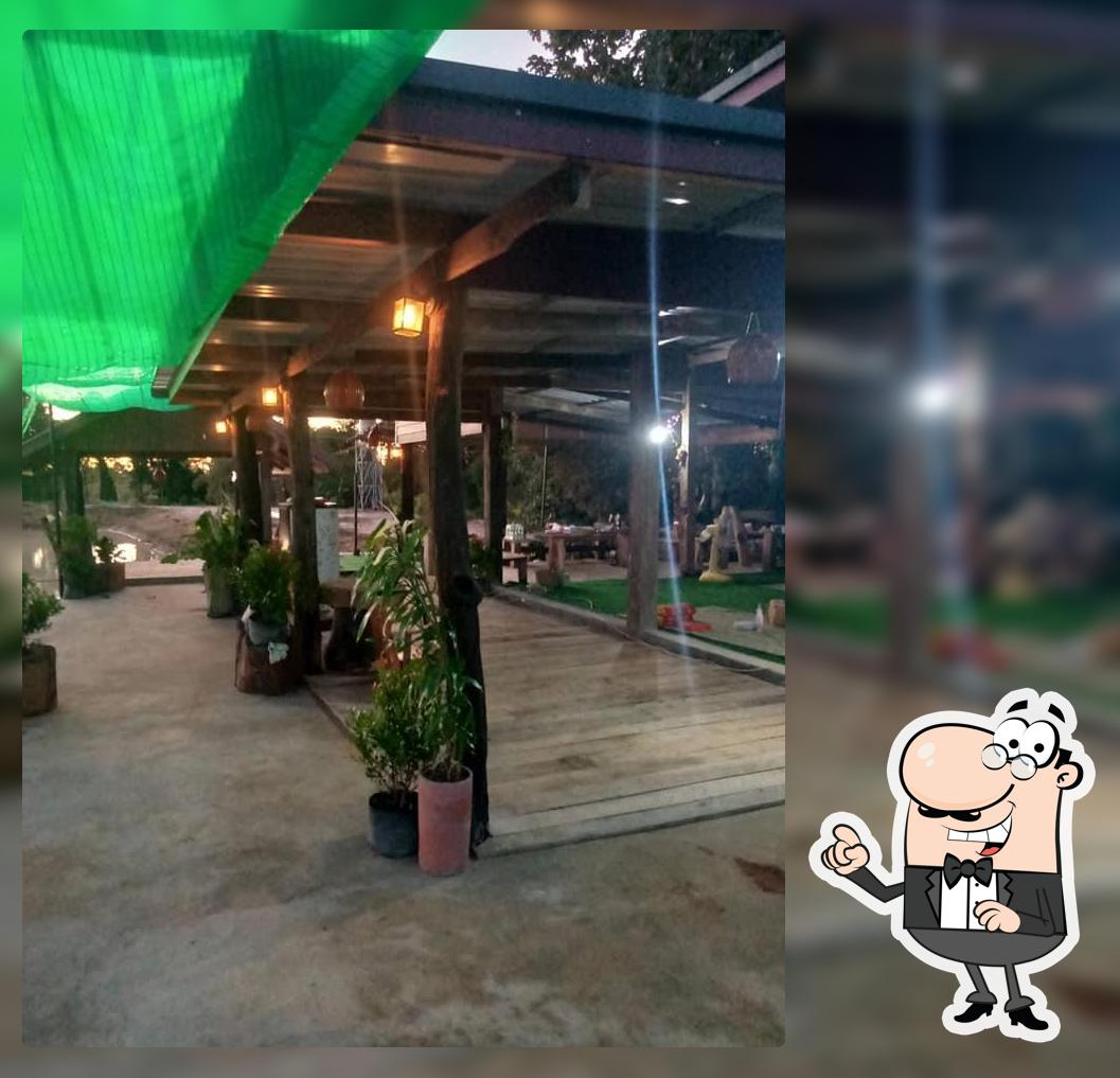 สวนอาหารเชฟหนวดสะพานยาว