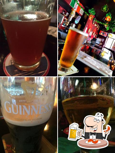 Holloway's Irish Pub