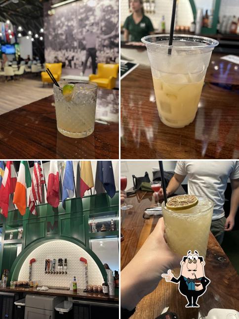 Mulligans Sports Bar & Indoor Golf