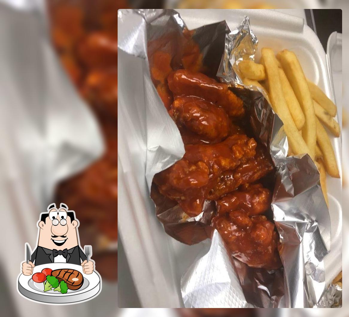 Sara’s Deli and Wings