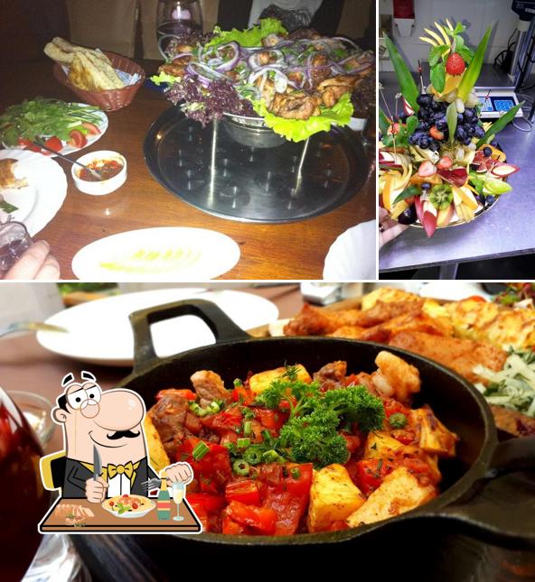 Еда в "Рояле"