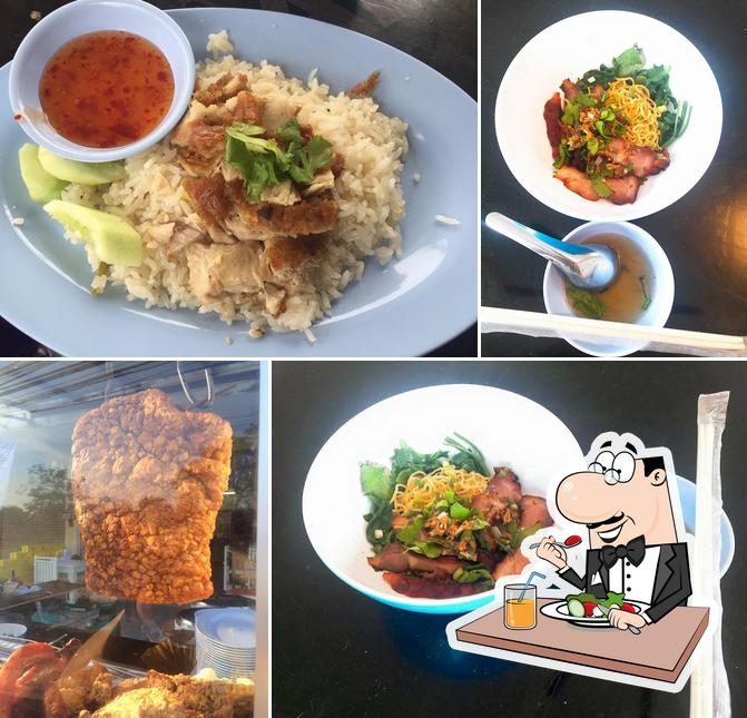 ร้านลุงเต๋อข้าวมันไก่ หมูแดง หมูกรอบ