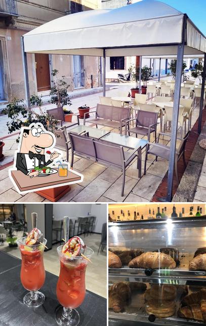Boulevard Cafe