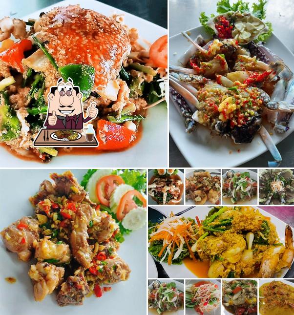 Khao Khat Sky Cafe & Ruean Thale Seafood