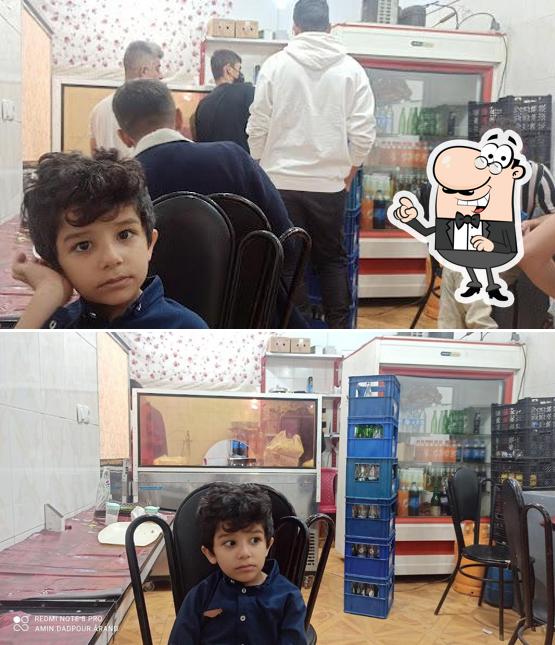 ساندویچ خوشمزه آقاحسین
