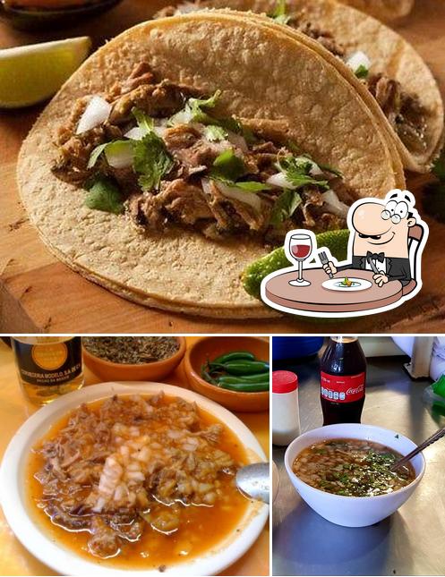 LECHON Y BIRRIA "LOS TOÑOS"