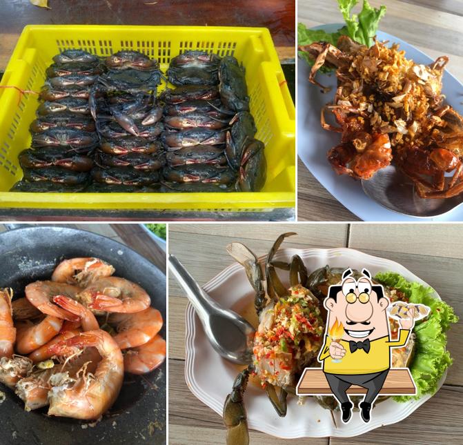 ร้านอาหาร ฟาร์มปูนิ่ม