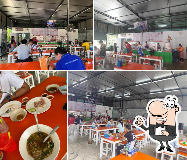 สลิด ก๋วยเตี๋ยวเนื้อตุ๋น หมูตุ๋น รสเด็ด กระเพรา สเต็ก​
