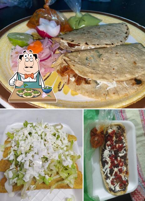 Tlayudas Oaxaqueñas
