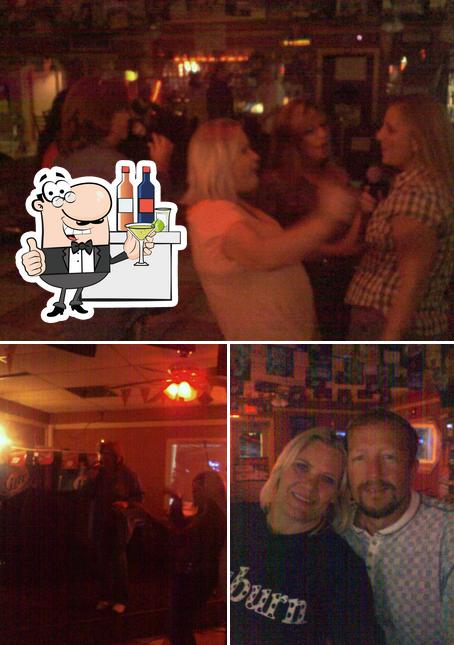 Long Horn Bar and Grill