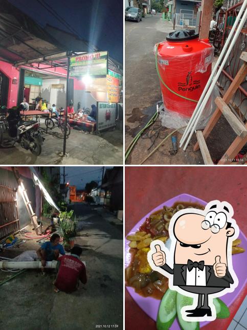 WARUNG PECEL LELE DAN SEAFOOD 38 SUBANG