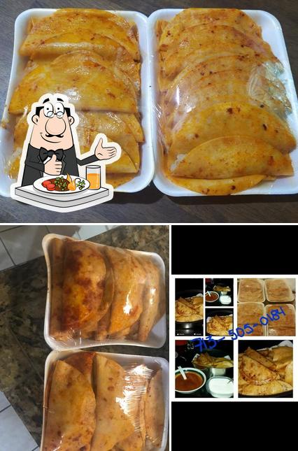 Tacos rojos y comidas para fiestas