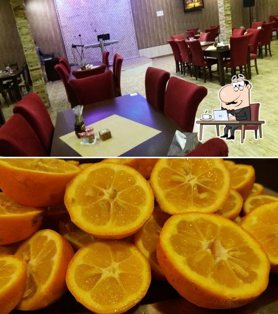 Bahar Narenj Restaurant