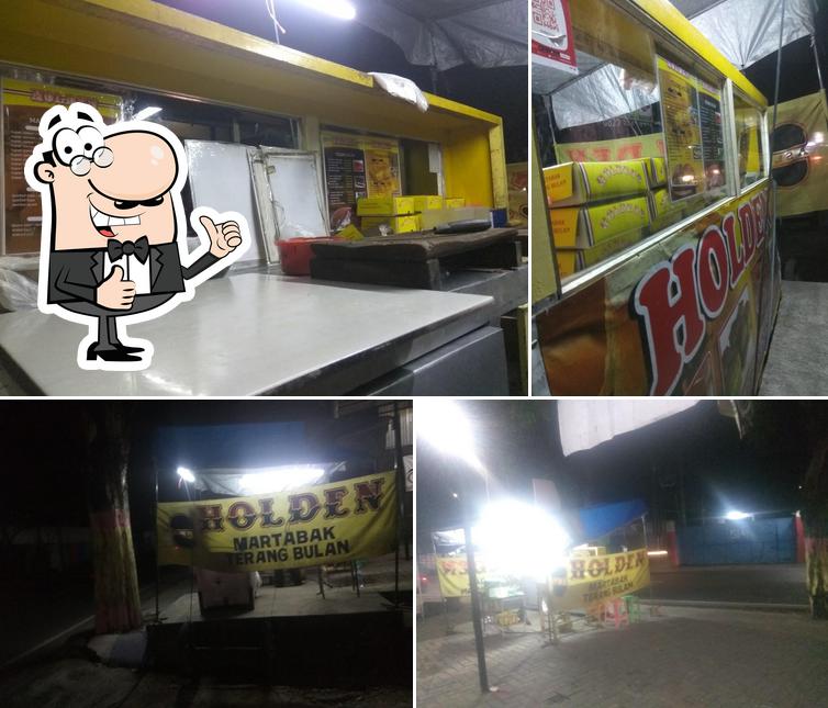 Martabak Terang Bulan HOLDEN Pak Ji