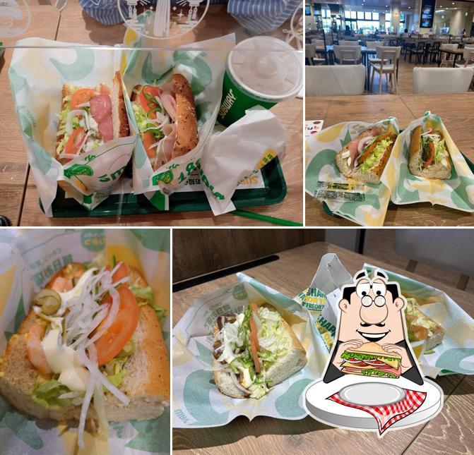 Subway Restaurants