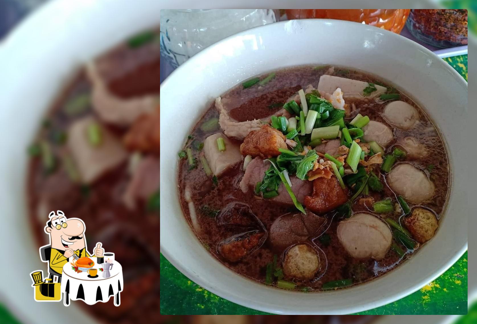 ก๋วยเตี๋ยวเรือรังสิตสูตรต้นตำหรับเจ้แอ๋ว