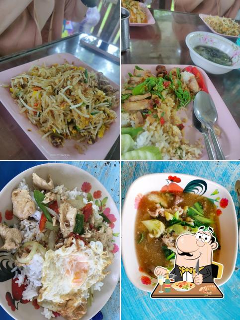 ร้านผัดไทเจ๊ต้อย