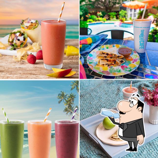 Tropical Smoothie Cafe