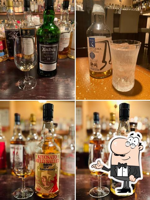 J's Bar