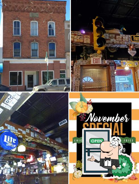 Huddle Bar & Grill