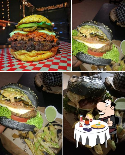 BUNKER FOOD & DRINKS