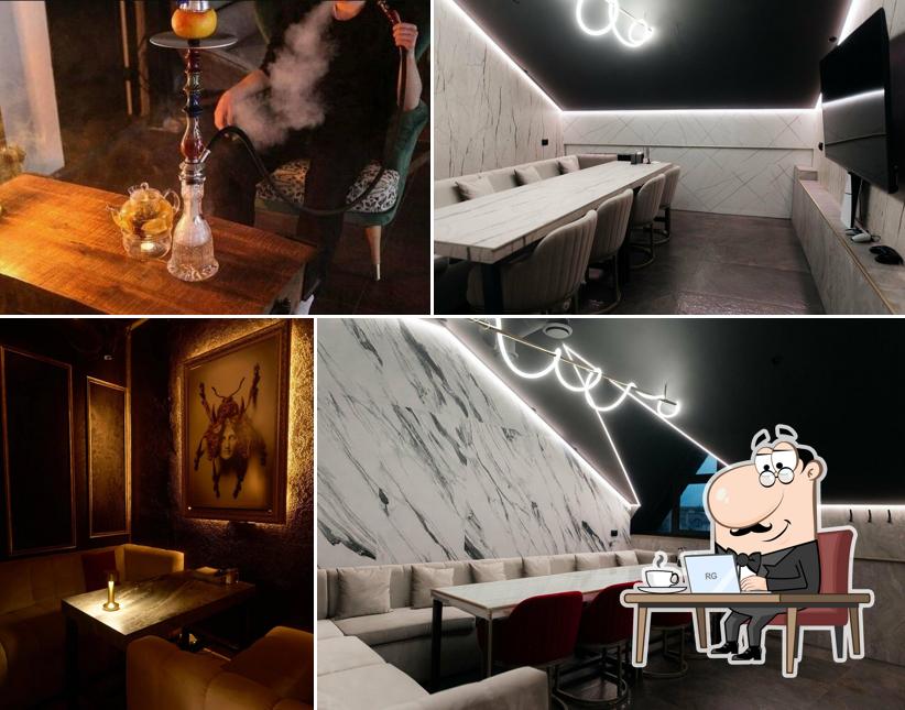 Rich Lounge