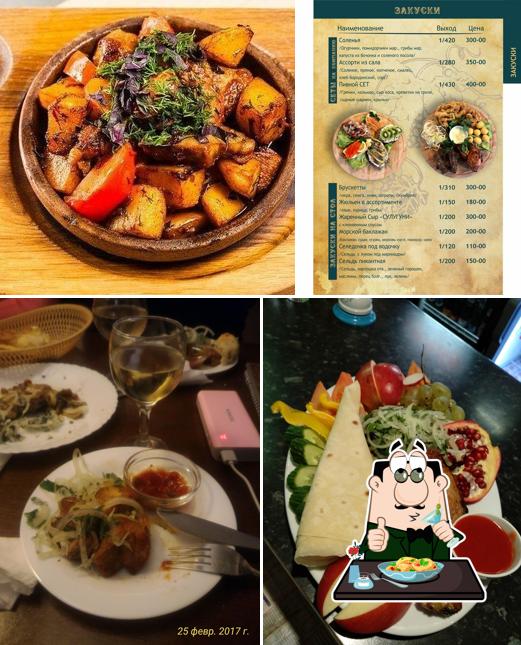 Блюда в "Хижине"