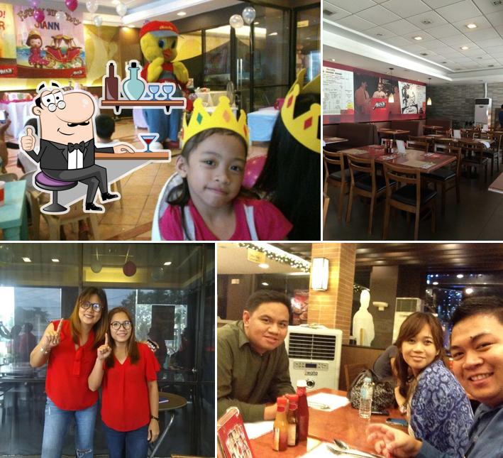 Max's Restaurant