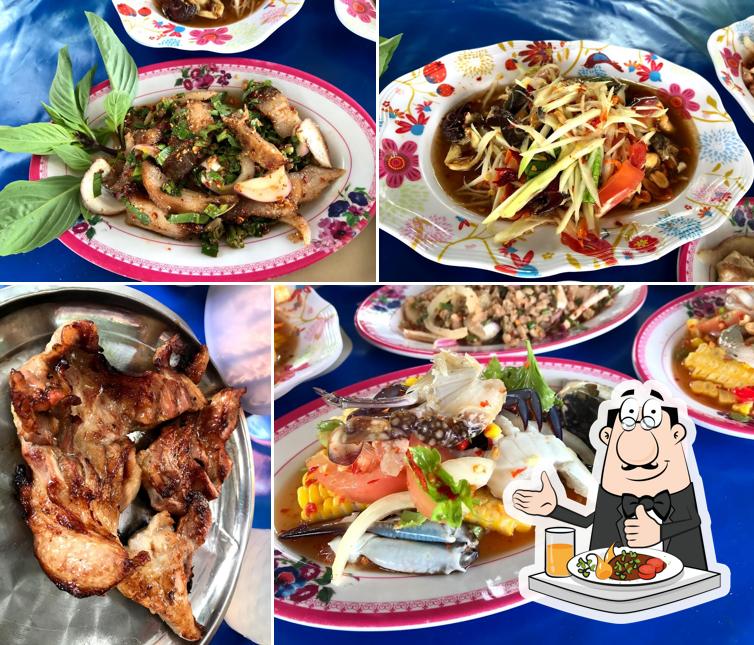 ร้านตำนัว กาฬสินธุ์(แยกไฟแดงเจ็ดเสมียน)
