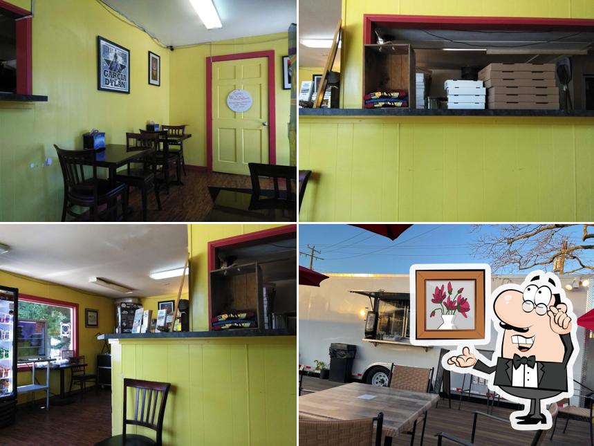 Wolf's Den Pizzeria Tisbury
