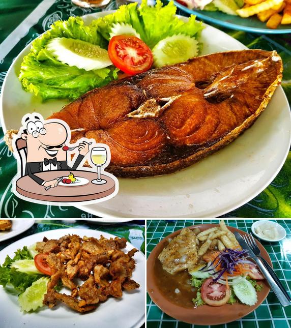 Baet Yim Restaurant