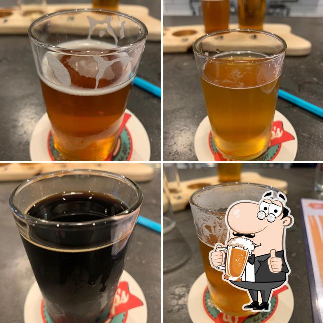 DeHops Brewing Company & Cafe