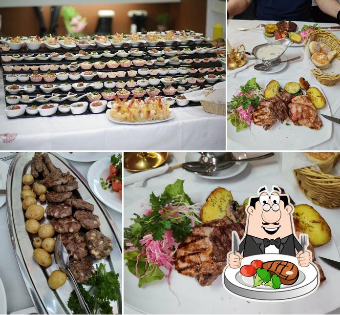 Стейк в "Балкане-Гриле"