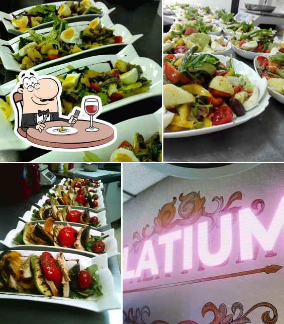 Еда в "Ресторанный комплекс Palatium"