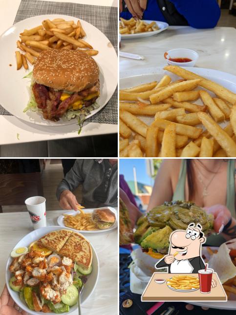 Tam's Burgers