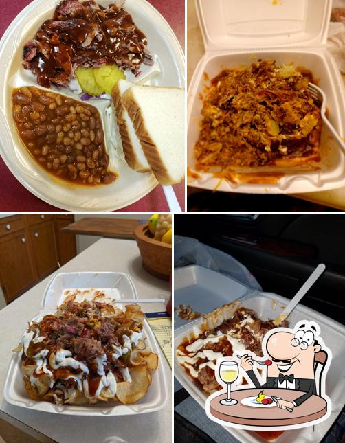 Chuck's BarBQ & Burgers