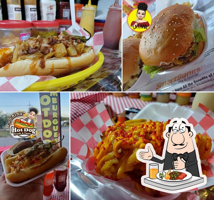 HOT DOG Y HAMBURGUESAS "LA CHINA"