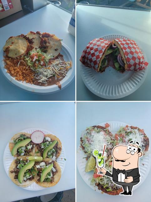 Taqueria La Tapatia